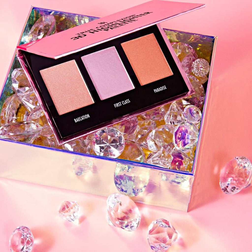 True Complexion™ 3D Highlighter Palette - Markwins BR
