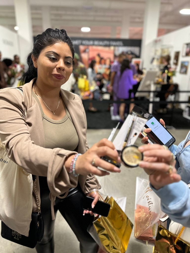 BeautyconLA 2023 X Black Radiance® Photo Gallery - Sunday Sept 17th