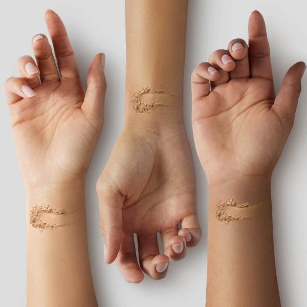 True Complexion™ Loose Setting Powder, Honeymoon - Image 4